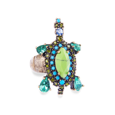 Turtle Ring on a white background
